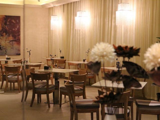 Jinjiang Inn Select Xining West Wusi Road New Hualian Square Bagian luar foto